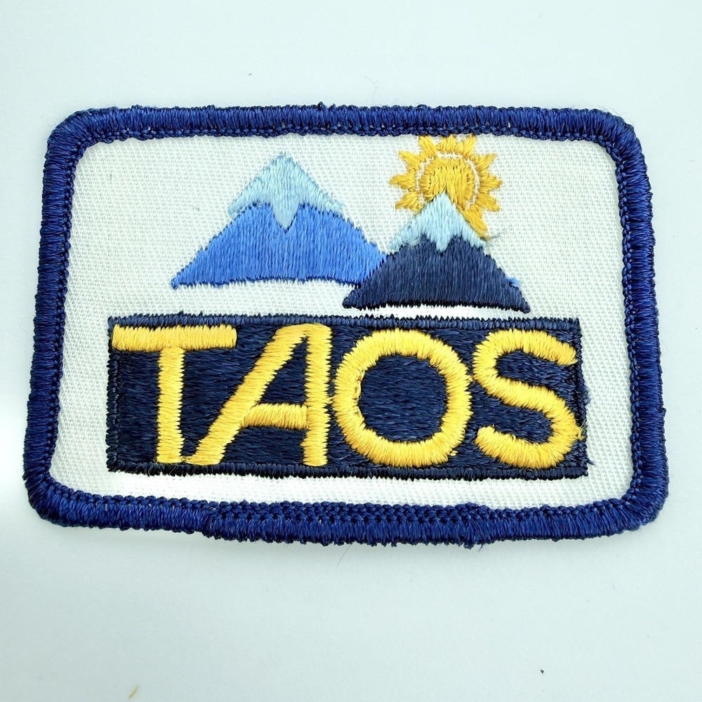 Vintage Taos Ski Resort New Mexico Ski Patch Jacket Cap Hat Logo Embroidered 3x2